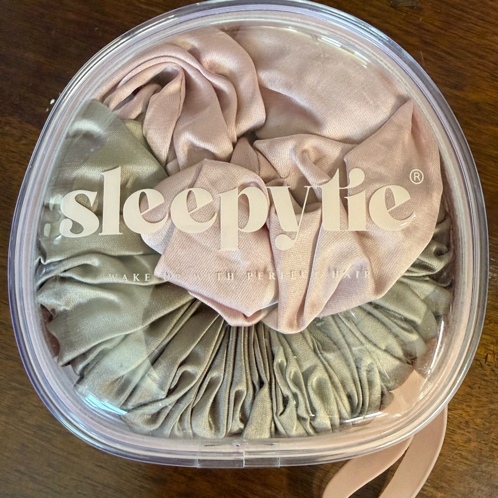 Sleepy tie blowout saver - size Medium